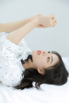 小B半夜痒又开口流水咋办
